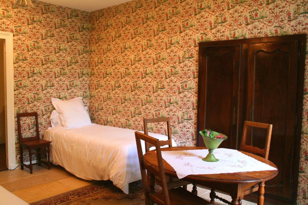 Hotel Le Home Beaune  Room photo